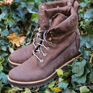 Women’s Size 11 Timberland Boots